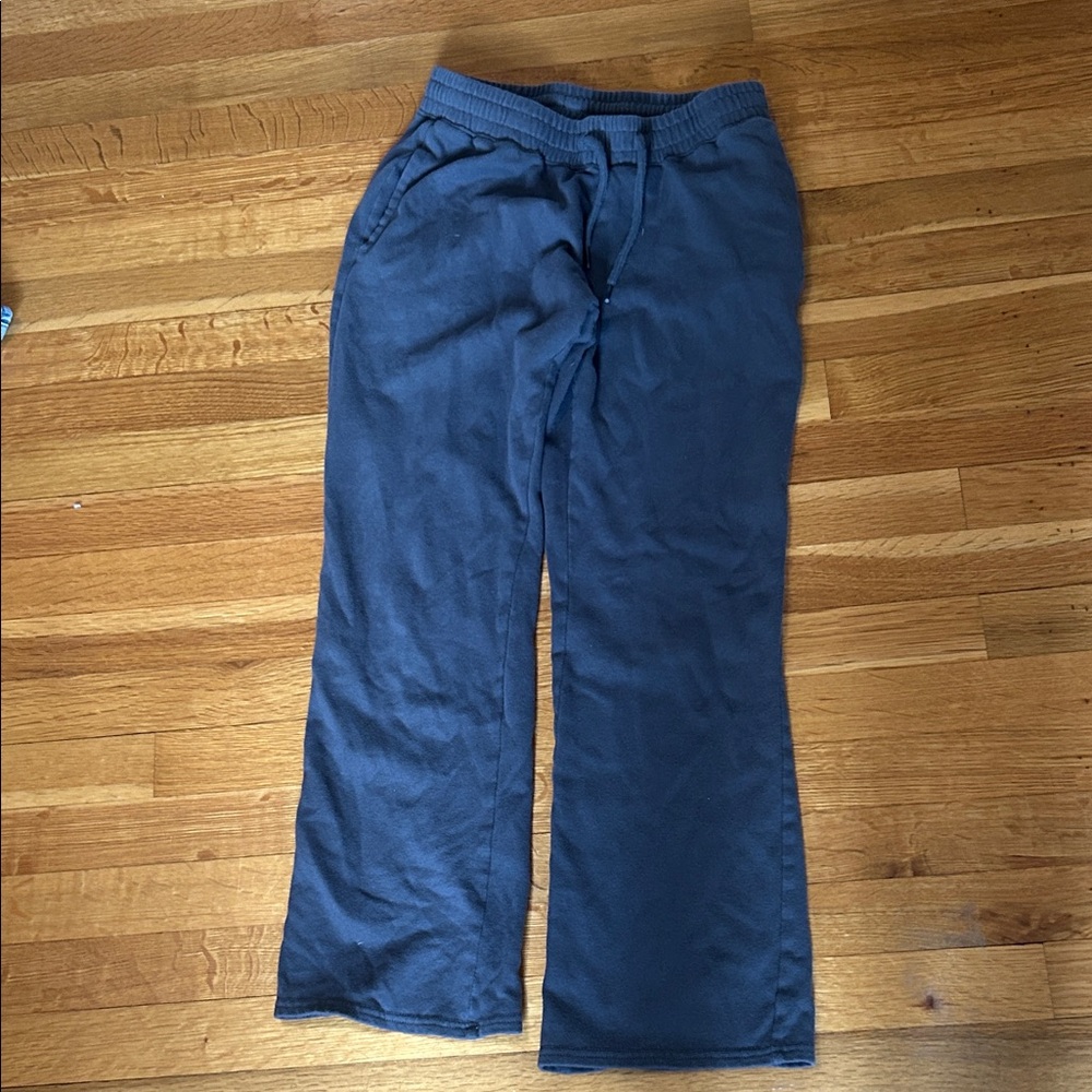 Hollister Charcoal Gray Mid-Rise Pants